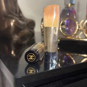CHANEL Makeup Blush Brushes with Gold and Black Handles